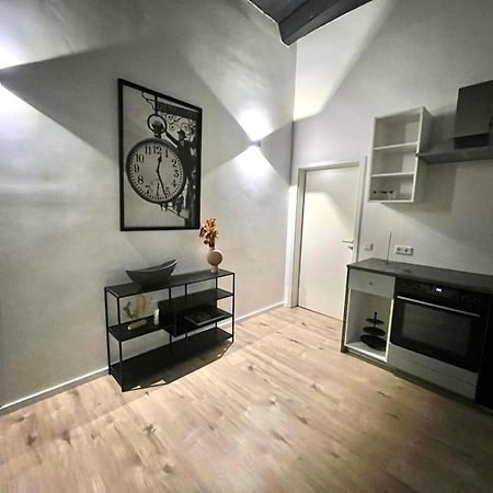 Heaven Homes - Doppelzimmer Mit Eigenem Bad Düsseldorf Esterno foto