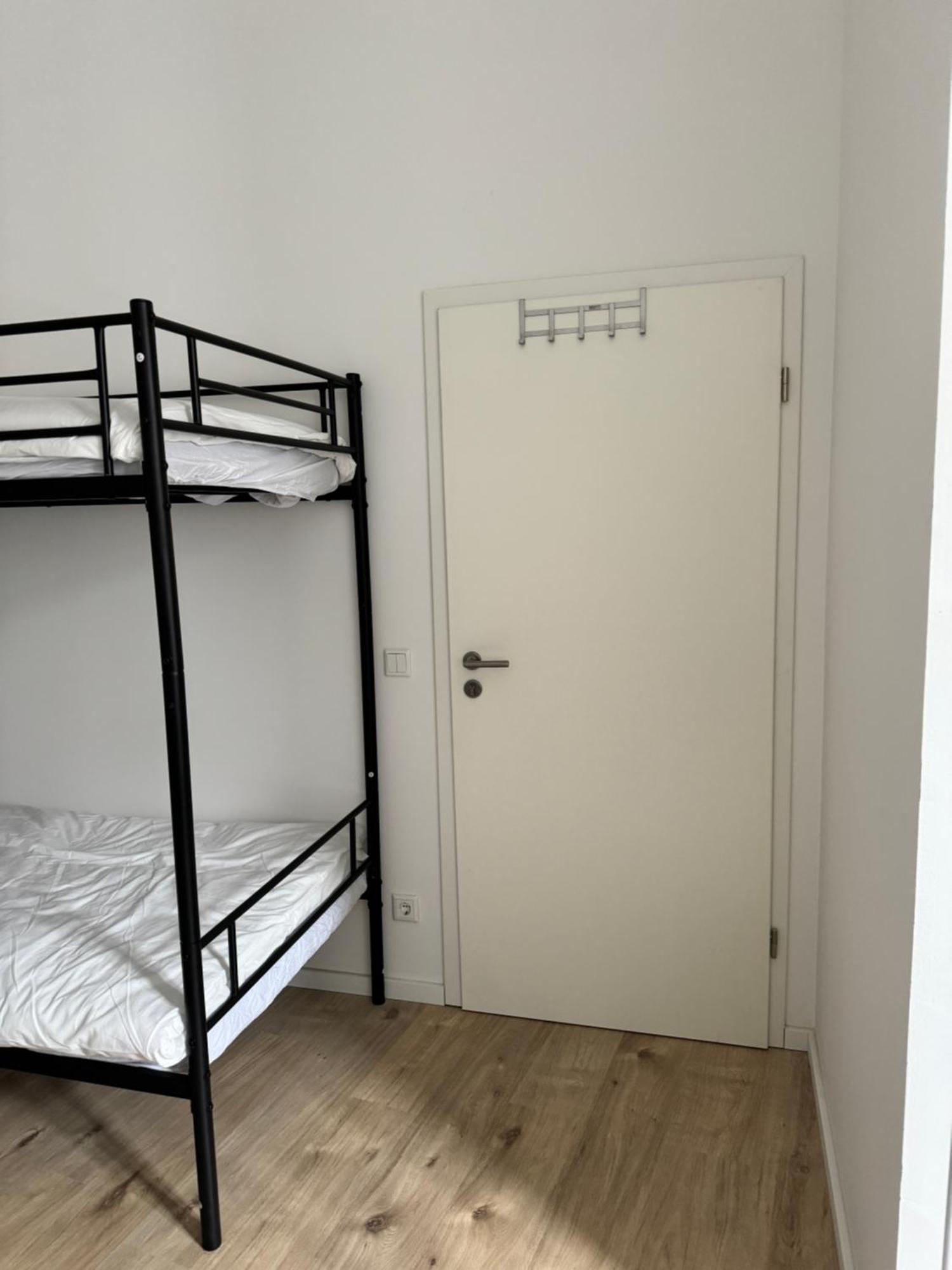 Heaven Homes - Doppelzimmer Mit Eigenem Bad Düsseldorf Esterno foto
