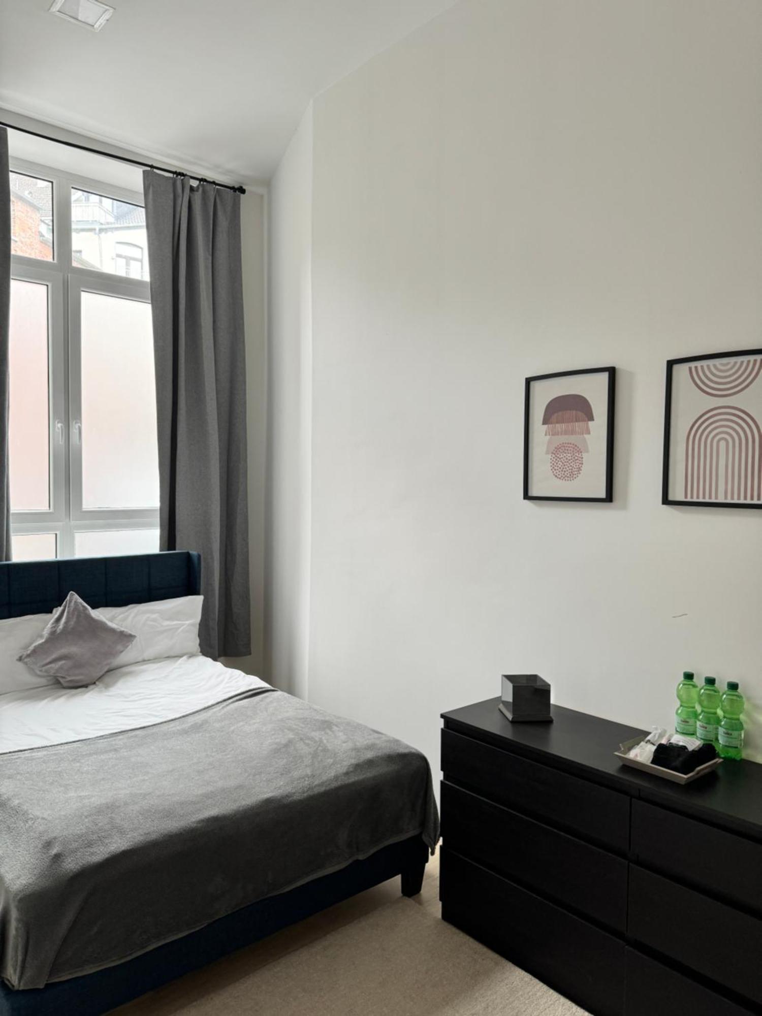 Heaven Homes - Doppelzimmer Mit Eigenem Bad Düsseldorf Esterno foto